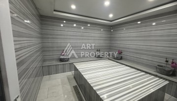 Просторная квартира 1+1 с застекленным балконом, 65 кв.м. - Ракурс 7
