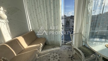 Просторная квартира 1+1 с застекленным балконом, 65 кв.м. - Ракурс 21