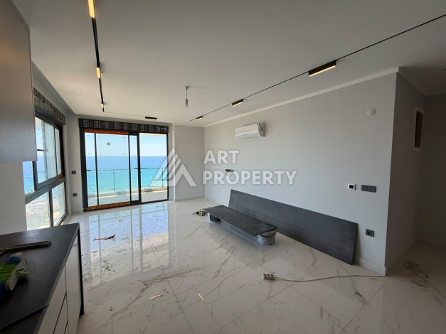 Квартира 2+1 с прямым видом на море в Махмутларе, 80 м² - Ракурс 3