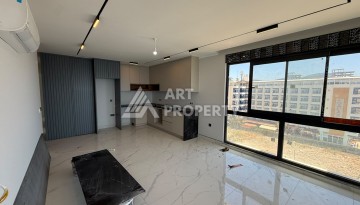 Квартира 2+1 с прямым видом на море в Махмутларе, 80 м² - Ракурс 5