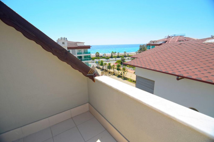 Квартира 2+1 с мебелью и видом на море в Кестеле, 135 м2 - Ракурс 20