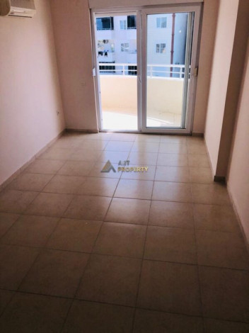 Просторная трехкомнатная квартира с инфраструктурой в зеленом районе Авсаллар, 105 м2 - Ракурс 20