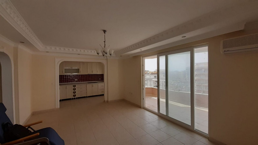 Просторная пятикомнатная квартира с хорошей инфраструктурой в Махмутлар, 240 м2 - Ракурс 38