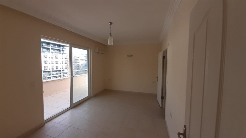 Просторная пятикомнатная квартира с хорошей инфраструктурой в Махмутлар, 240 м2 - Ракурс 42