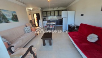 Большая квартира 1+1 в центре Демирташа, 75 кв.м. - Ракурс 2