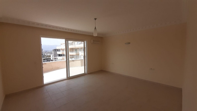 Просторная пятикомнатная квартира с хорошей инфраструктурой в Махмутлар, 240 м2 - Ракурс 45