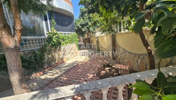 Большая квартира 1+1 в центре Демирташа, 75 кв.м. - Ракурс 32