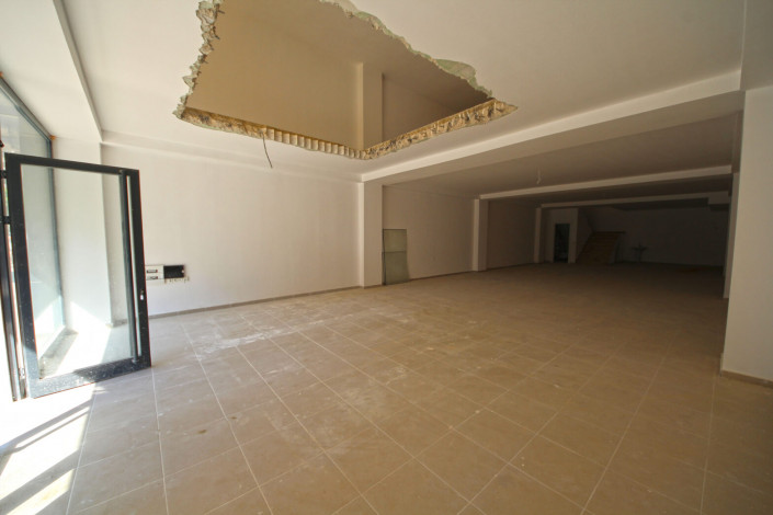 Двухэтажное коммерческое помещение в районе Махмутлар в 50 метрах от Барбаросса, 280 м2 - Ракурс 4