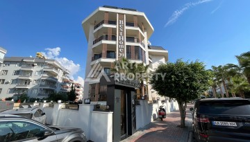 Меблированная квартира 2+1 у моря в Обагёль, 80 м² - Ракурс 1