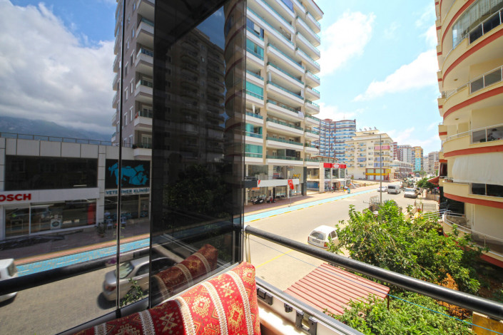 Просторная трехкомнатная квартира в центре района Махмутлар, 110 м2 - Ракурс 20