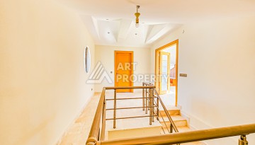 Просторный пентхаус 3+1 в комплексе таунхаусов Gold City, Каргыджак - Ракурс 8