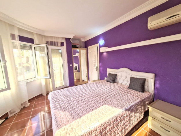 Просторная двухэтажная вилла 3+1 в районе Махмутлар, 230 м2 - Ракурс 21