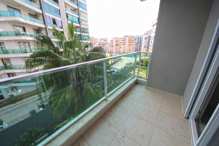 Квартира 3+1 с отдельной кухней в районе Махмутлар, 150 м2 - Ракурс 25