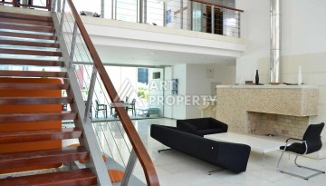 Дуплекс 3+1 в Махмутларе с видом на море, 200 м² - Ракурс 3
