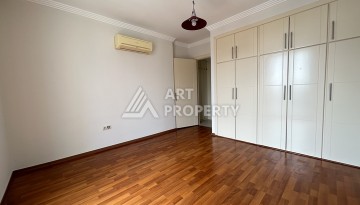 Дуплекс 3+1 в Махмутларе с видом на море, 200 м² - Ракурс 11