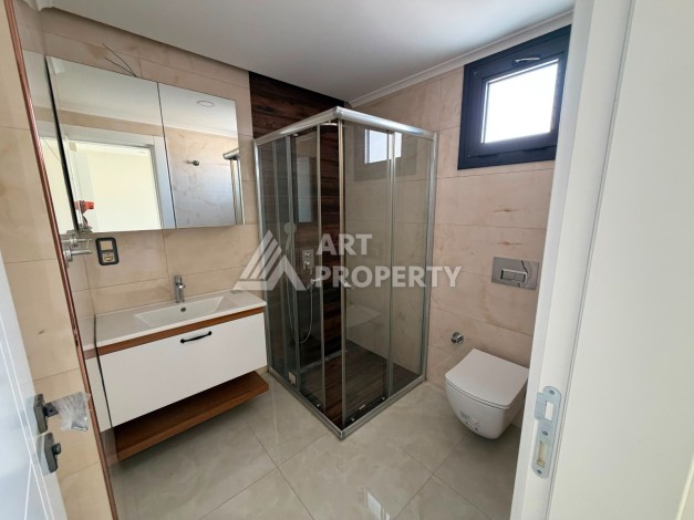 Квартира 2+1 на первой береговой линии в Махмутларе, 95 м² - Ракурс 2
