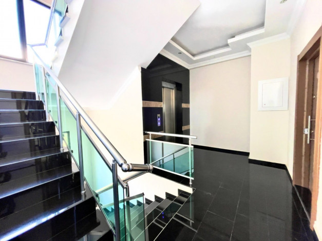 Видовая квартира 1+1 в районе Кестель, 80 м2 - Ракурс 22