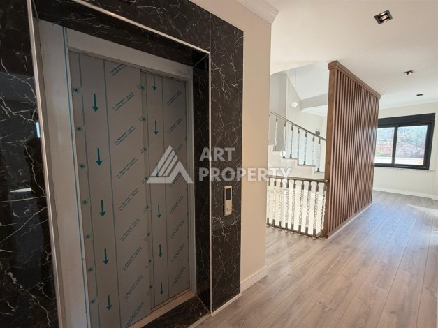 Вилла 5+2 с участком 500 м² и видом на море в Тепе, Алания - Ракурс 4