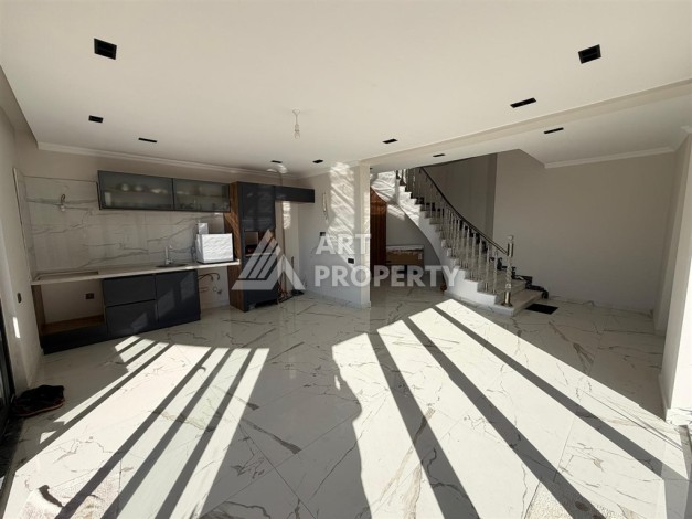 Вилла 5+2 с участком 500 м² и видом на море в Тепе, Алания - Ракурс 22