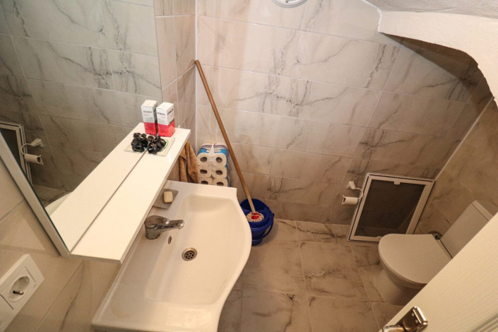 Вилла 3+1 с ремонтом в районе Демирташ, 150 м2 - Ракурс 11