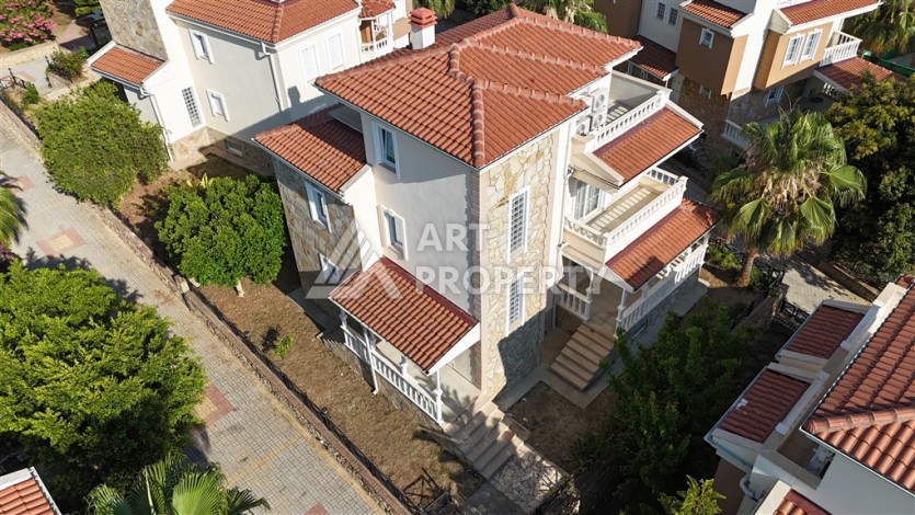 Вилла 4+1 в Инжекуме с частным бассейном, 280 м². - Ракурс 13