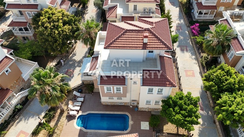 Вилла 4+1 в Инжекуме с частным бассейном, 280 м². - Ракурс 15