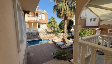 Вилла 4+1 в Инжекуме с частным бассейном, 280 м². - Ракурс 40