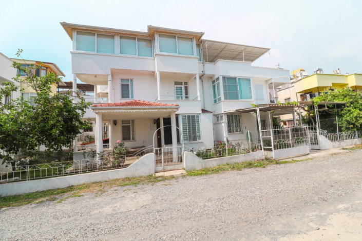 Вилла 3+1 с ремонтом в районе Демирташ, 150 м2 - Ракурс 19