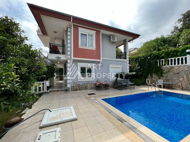 Вилла 4+1 с видом на море 200 м². Тепе, Алания - Ракурс 3