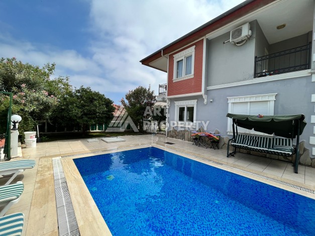 Вилла 4+1 с видом на море 200 м². Тепе, Алания - Ракурс 8