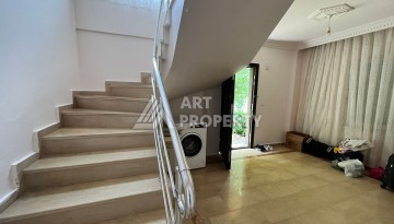 Вилла 4+1 с видом на море 200 м². Тепе, Алания - Ракурс 25
