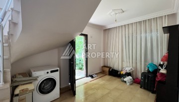 Вилла 4+1 с видом на море 200 м². Тепе, Алания - Ракурс 35