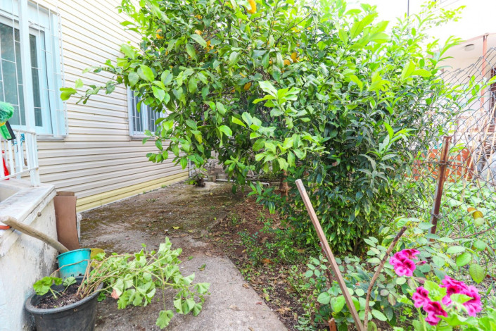 Вилла 3+1 с ремонтом в районе Демирташ, 150 м2 - Ракурс 24