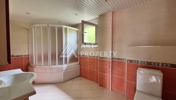 Вилла 4+1 с видом на море 200 м². Тепе, Алания - Ракурс 43