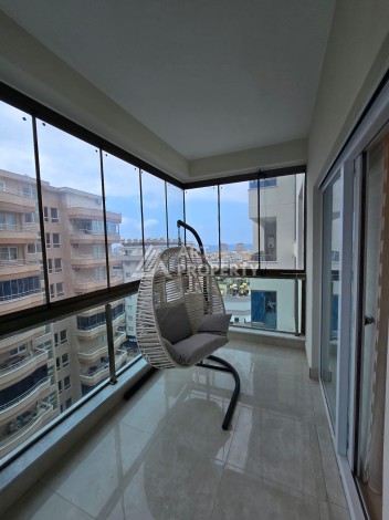 Большая квартира 1+1 в элитном ЖК, 65 м². Махмутлар, Алания - Ракурс 0
