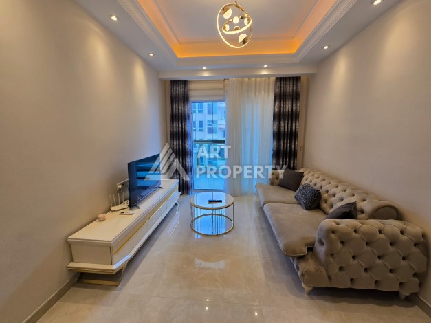 Большая квартира 1+1 в элитном ЖК, 65 м². Махмутлар, Алания - Ракурс 1