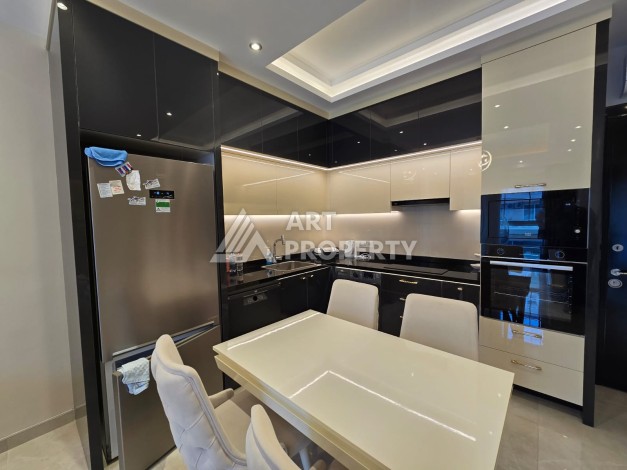 Большая квартира 1+1 в элитном ЖК, 65 м². Махмутлар, Алания - Ракурс 6