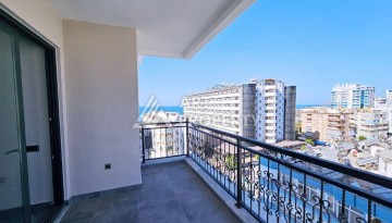 Квартира 1+1 в Махмутларе — 100 метров до моря - Ракурс 1