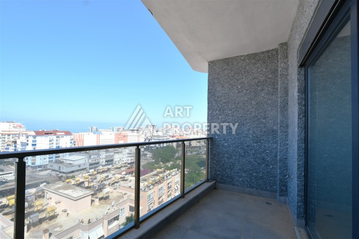 Квартира 1+1 в центре Махмутлара, 60 м². Вид на море - Ракурс 6