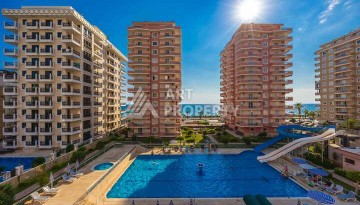 Квартира 2+1 на первой береговой линии в Махмутларе, 125 м² - Ракурс 1