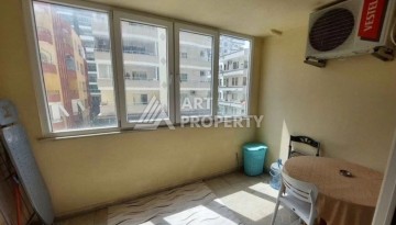 Квартира 1+1 в Махмутларе рядом с рынком и Еkta Mall, 65 м² - Ракурс 14