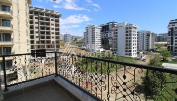 Квартира 1+1 в центре Махмутлара возле субботнего рынка, 50 м² - Ракурс 12
