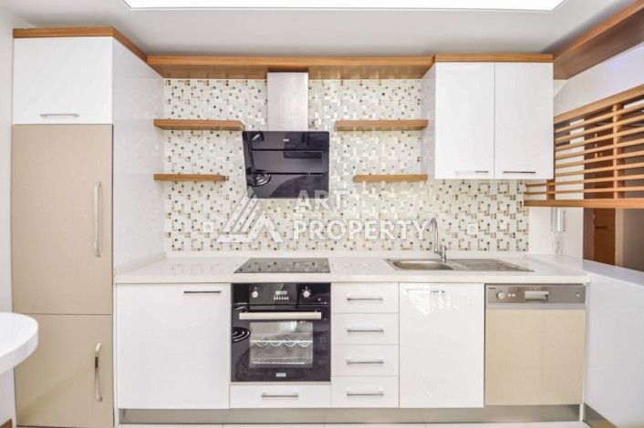 Большая квартира 1+1 в Махмутларе с видом на море, 60 м² - Ракурс 2