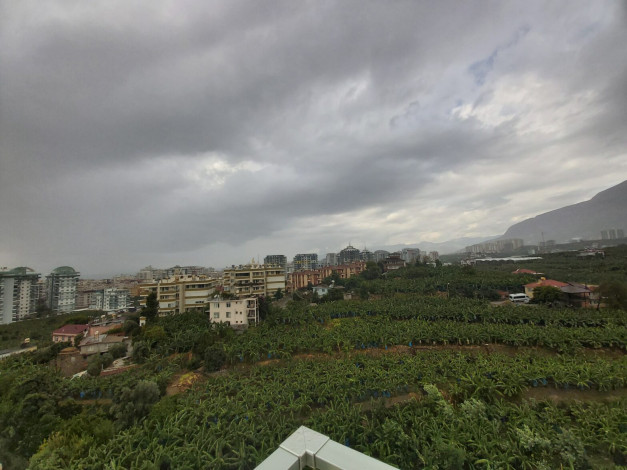 Квартиры 1+1 в комплексе в тихом месте Махмутлара, 65 м2 - Ракурс 6