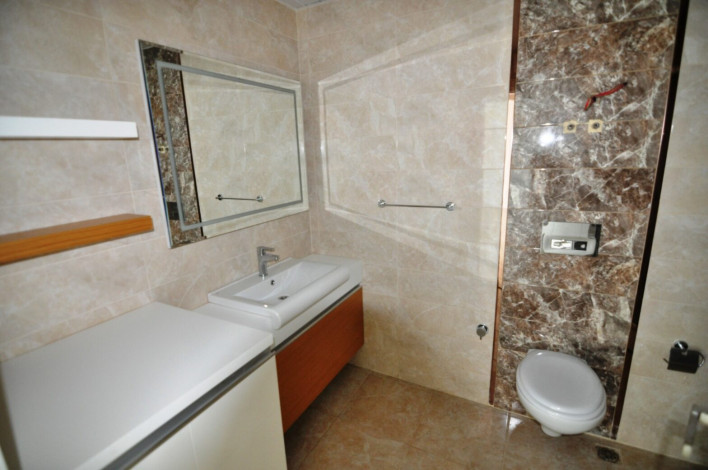 Квартиры 1+1 в комплексе в тихом месте Махмутлара, 65 м2 - Ракурс 16