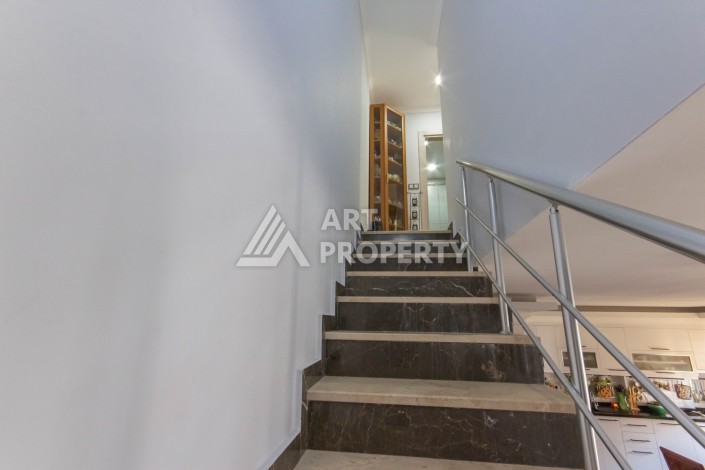 Квартира 2+1 в районе вторничного рынка в Махмутларе, 110 м² - Ракурс 6
