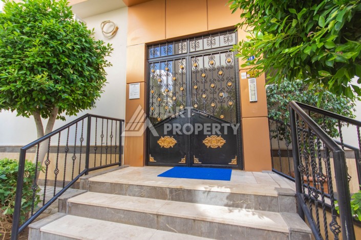 Квартира 2+1 в районе вторничного рынка в Махмутларе, 110 м² - Ракурс 40