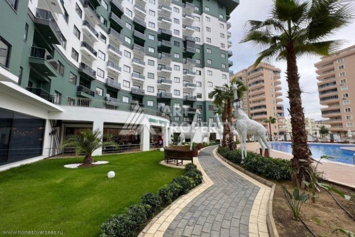 Квартира 1+1 с видом на море и бассейн, 55 м². Махмутлар, Алания - Ракурс 13