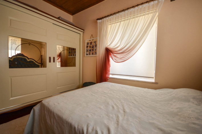 Дизайнерская трехкомнатная квартира в районе исторической крепости Аланья в 100 метрах от моря, 105м2 - Ракурс 12