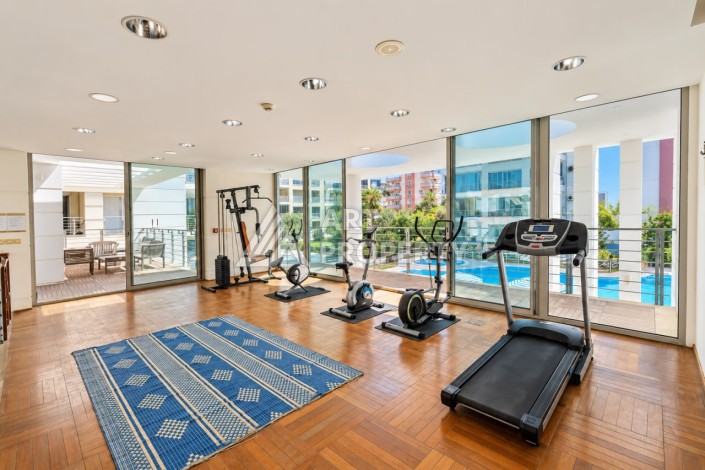 Просторная квартира 2+1 в центре Махмутлара, 125 м² - Ракурс 4